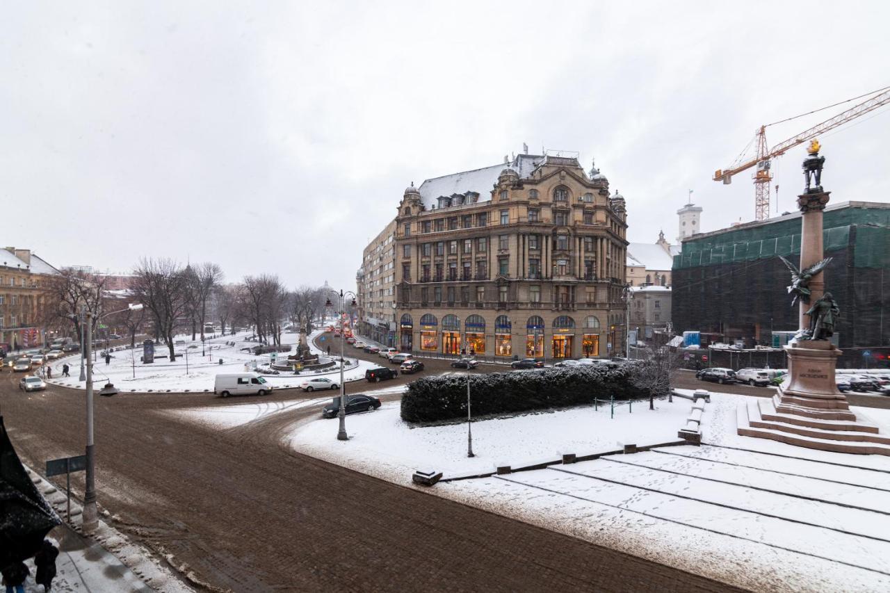 Romari Площа Міцкевича Lviv Luaran gambar