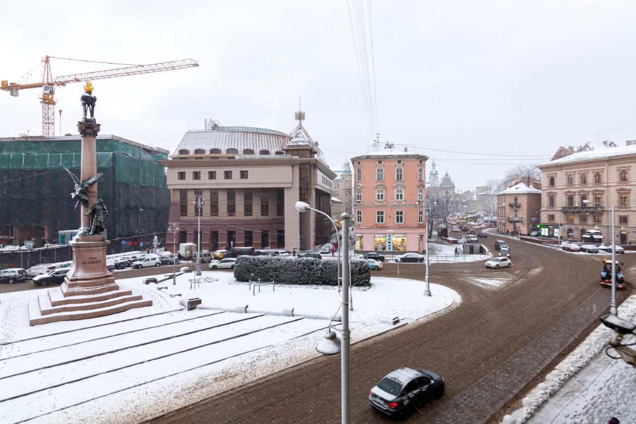 Romari Площа Міцкевича Lviv Luaran gambar